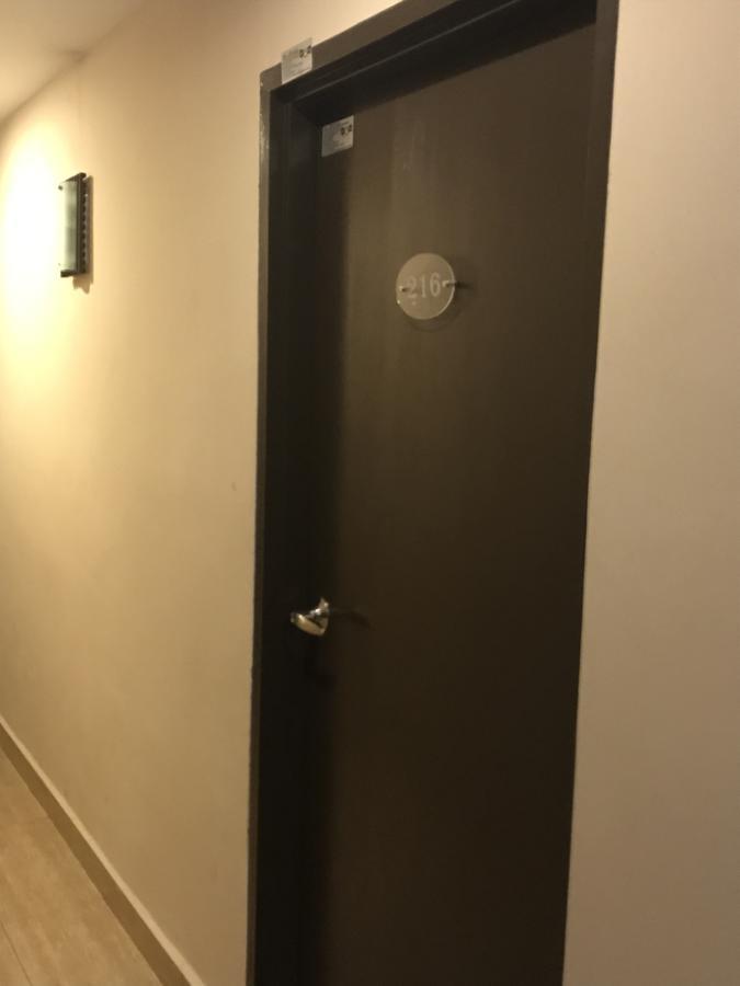 Se Two Hotel Баттерворт Экстерьер фото